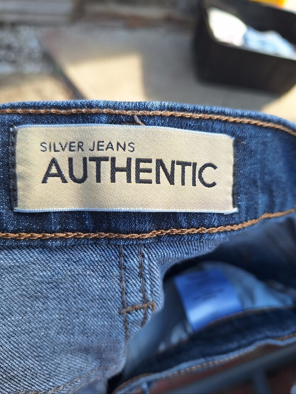 Silver Jeans The Athletic Slim Dark Blue Denim Pants Size 36 X 32 - Picture 4 of 6